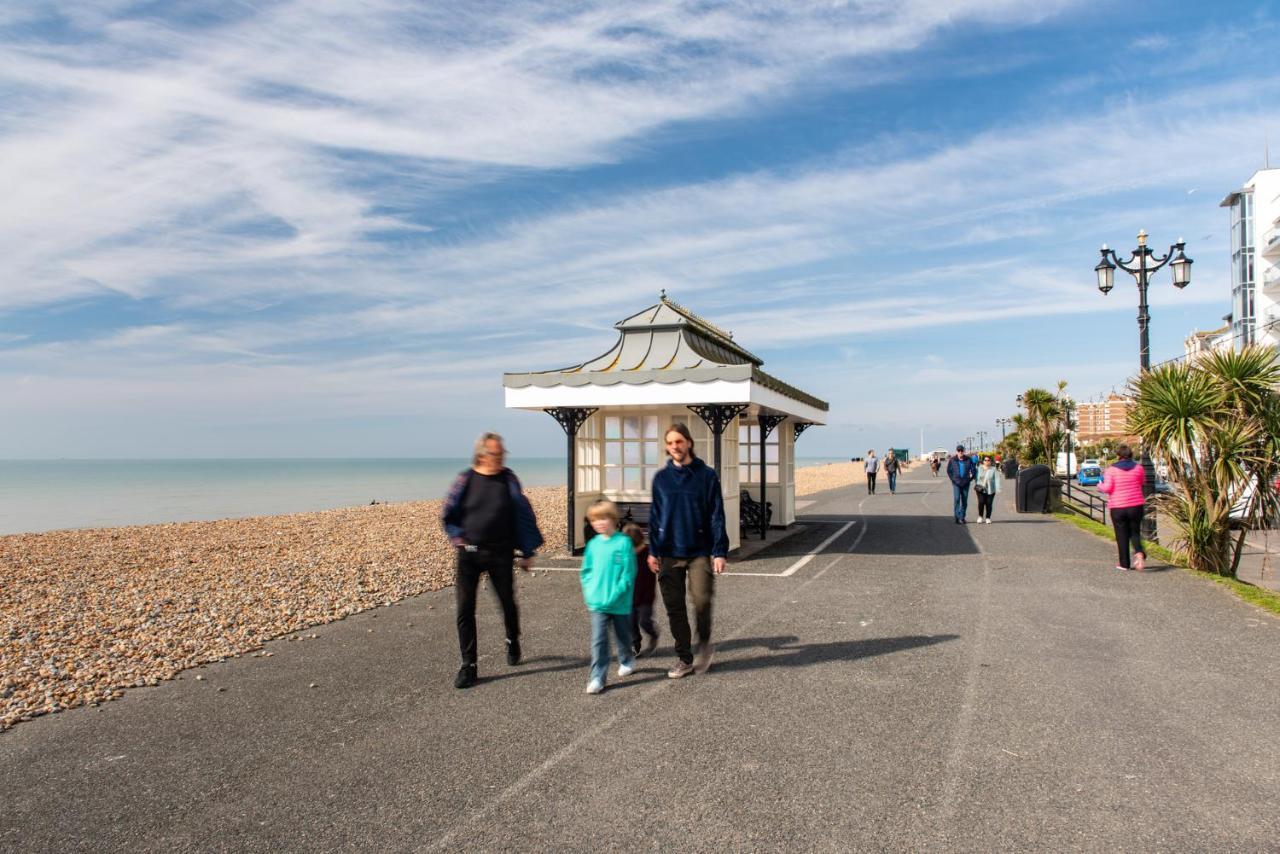 Stunning 2 Bed Apartment Sea Views And Parking Worthing Exterior photo